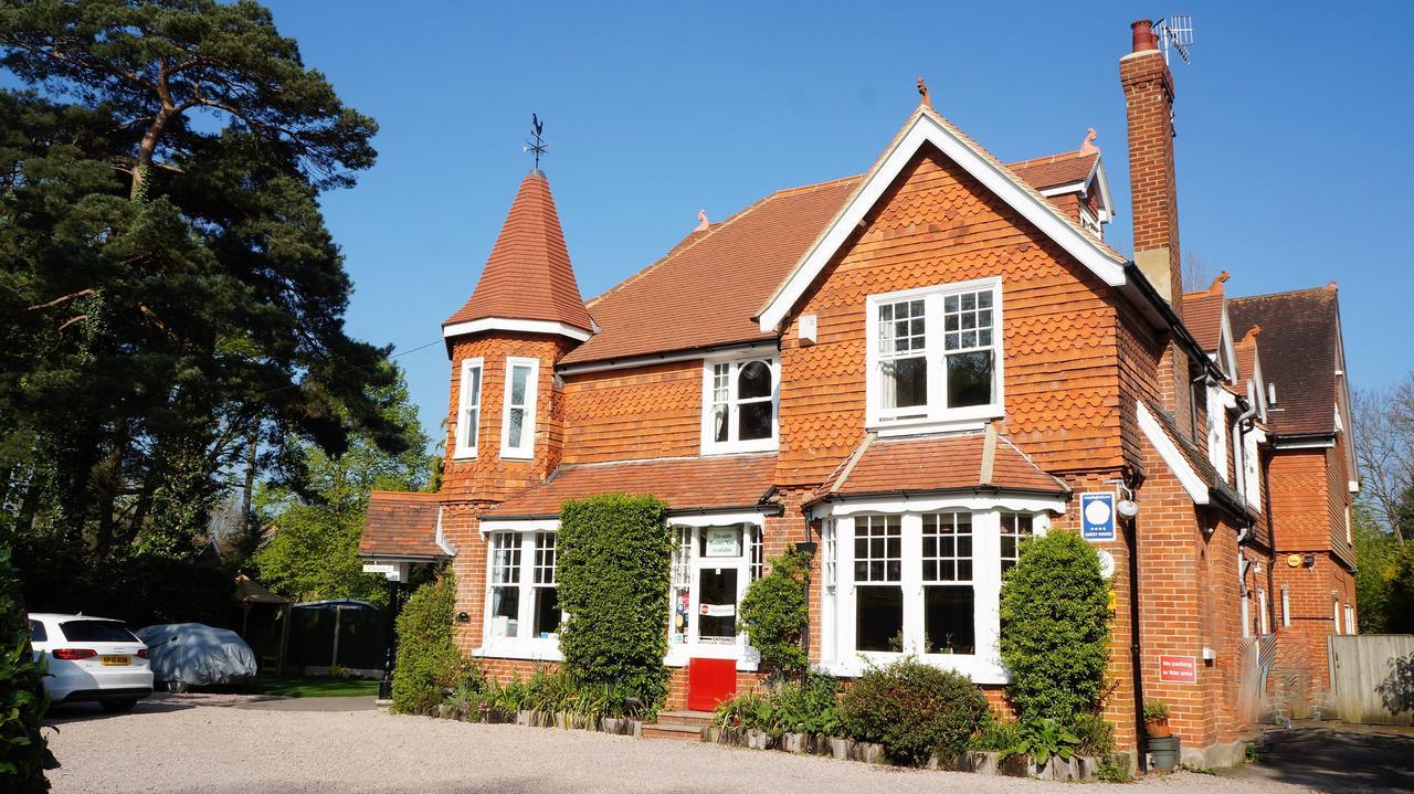 The Lawn Guest House Gatwick Horley Luaran gambar
