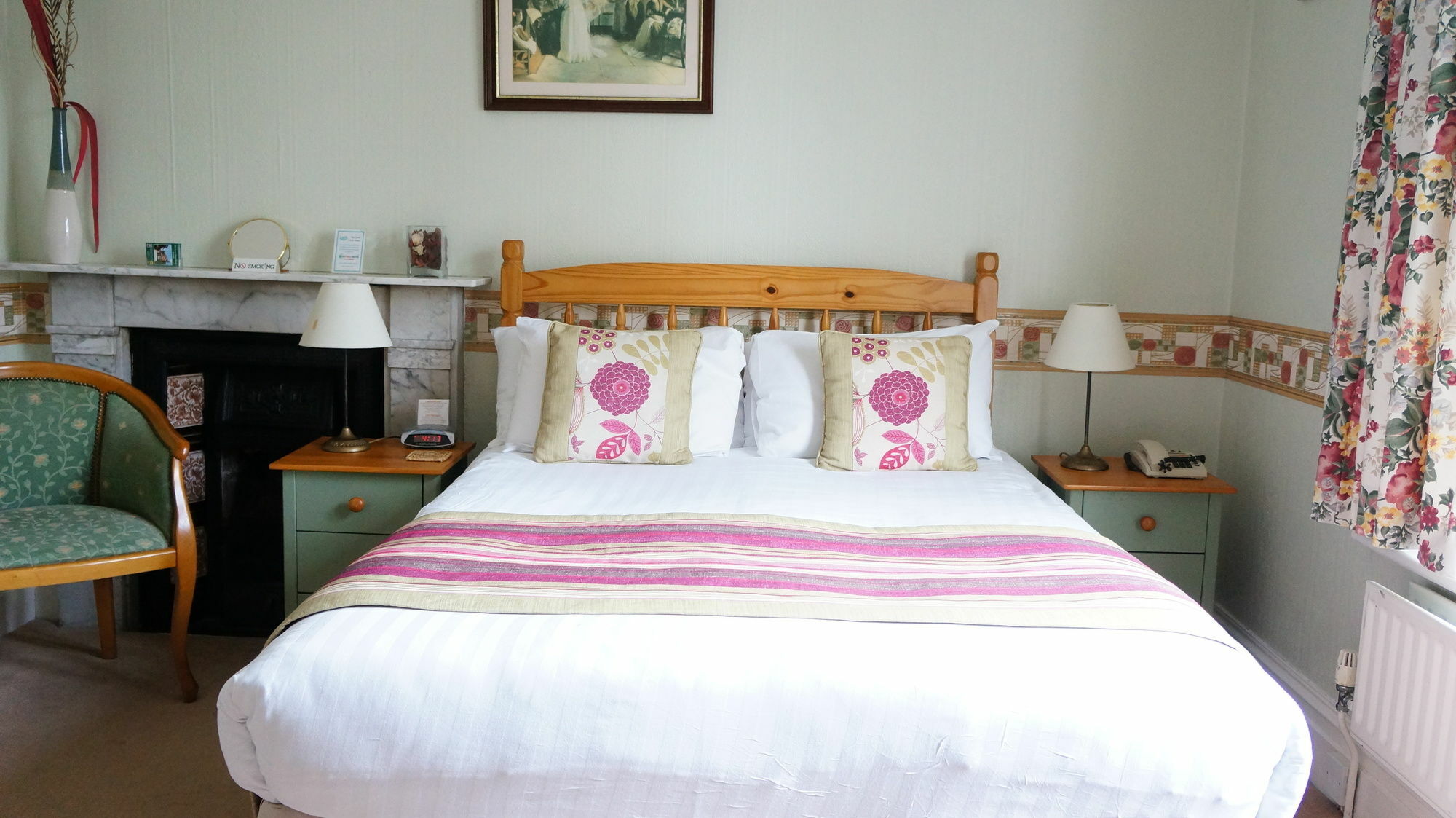 The Lawn Guest House Gatwick Horley Luaran gambar