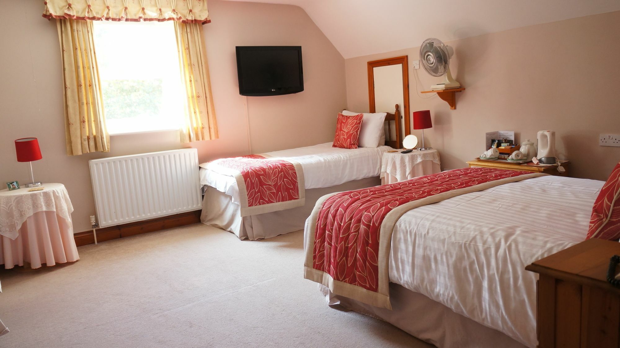 The Lawn Guest House Gatwick Horley Luaran gambar