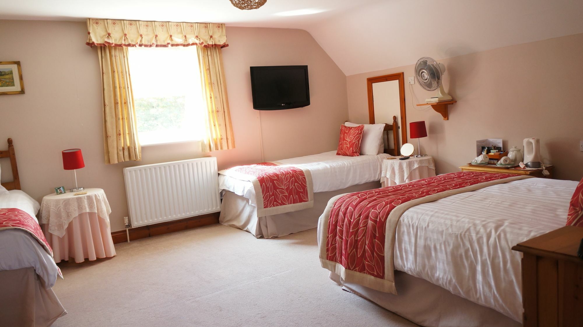 The Lawn Guest House Gatwick Horley Luaran gambar