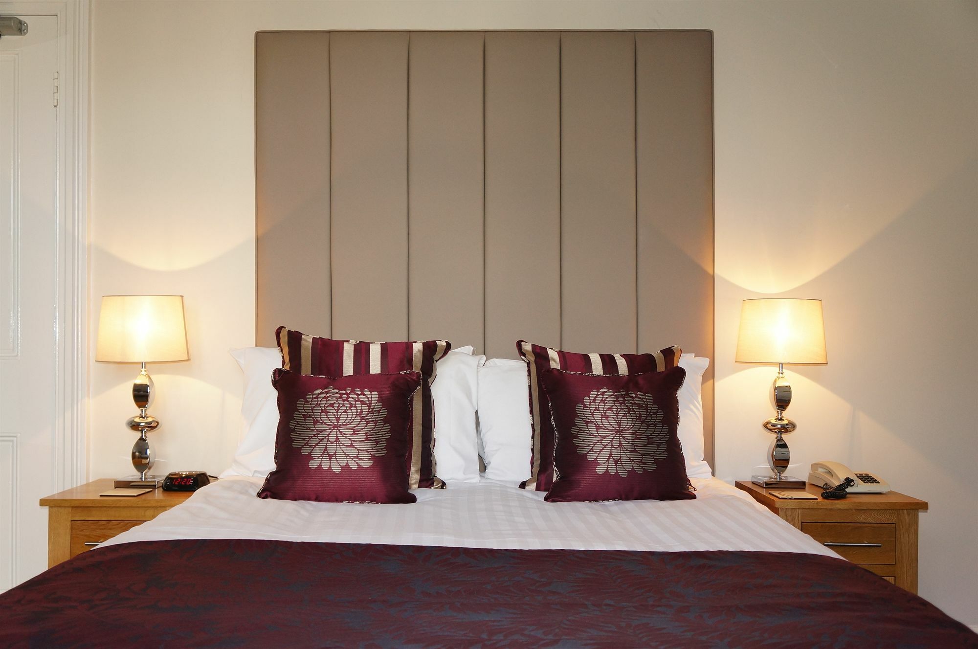 The Lawn Guest House Gatwick Horley Luaran gambar