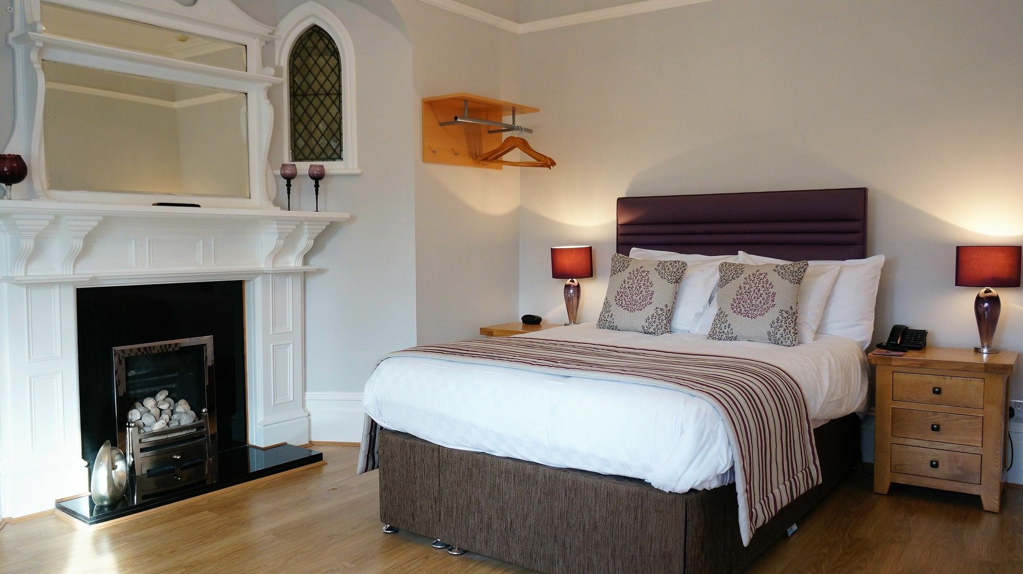 The Lawn Guest House Gatwick Horley Luaran gambar
