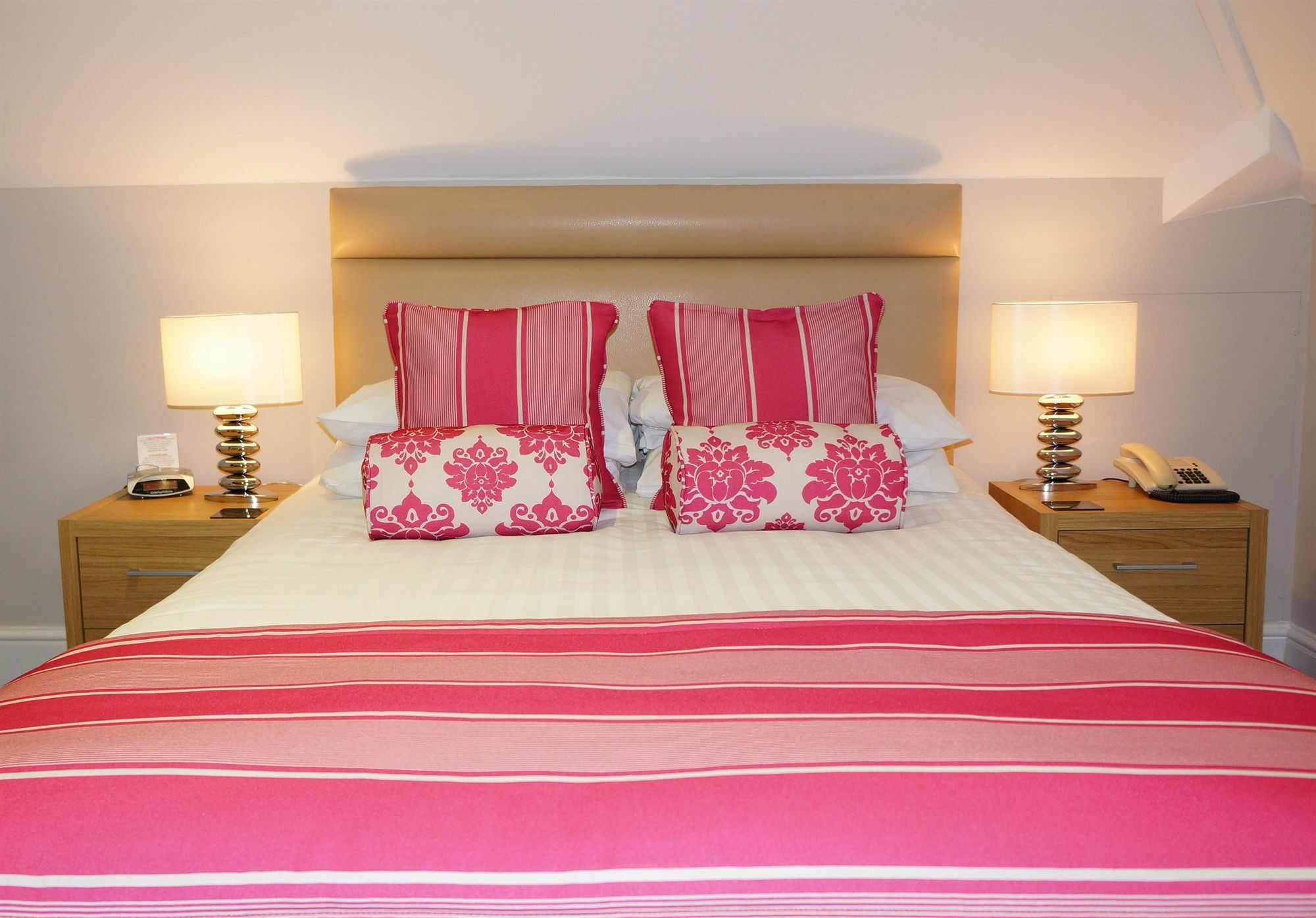 The Lawn Guest House Gatwick Horley Luaran gambar
